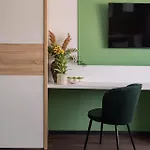 Cismigiu Park - Fresh & Serene Flat With Light-filled Interiors Bucharest